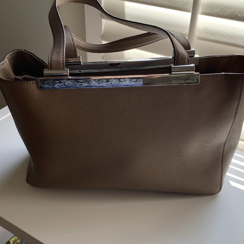Michael Kors Bag medium tote beige/tan